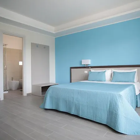 فندق مبيت وإفطار Sud Est 3*