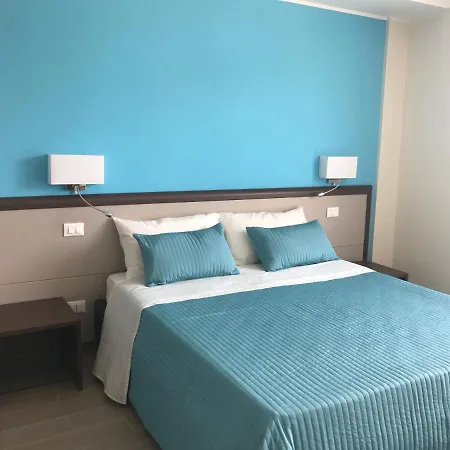 Sud Est فندق مبيت وإفطار 3*