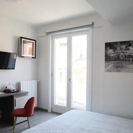 Sud Est Bed & Breakfast